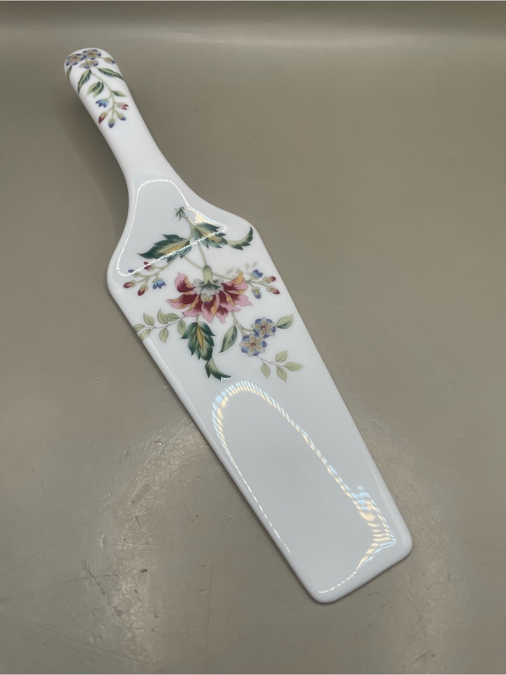 Vintage Andrea by Sadek 9.5” Cake Server Hand Painted Porcelain Japan Floral